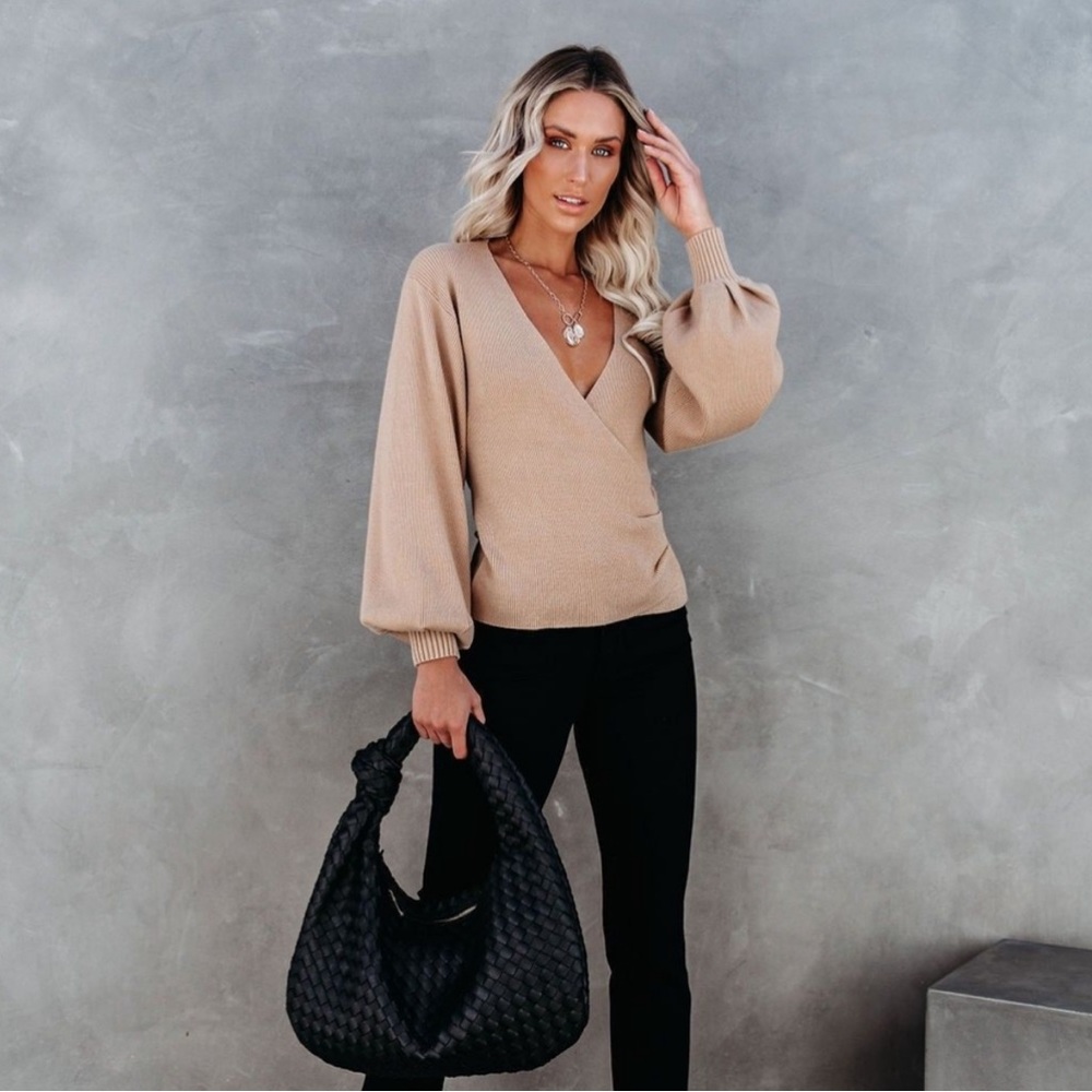 VICI | Kith Sweater - Picture 3 of 7